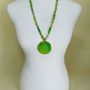 Vintage Opal Green Peruvian Crystal Natural Stone Necklace